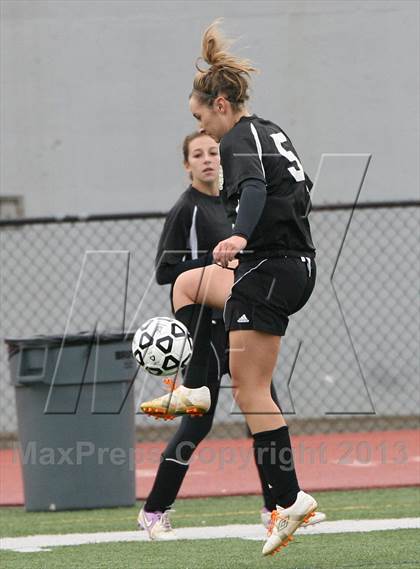 Thumbnail 2 in Serra Catholic vs Shady Side Academy (WPIAL Playoff) photogallery.