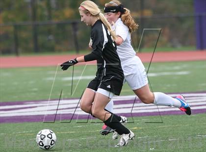 Thumbnail 3 in Serra Catholic vs Shady Side Academy (WPIAL Playoff) photogallery.