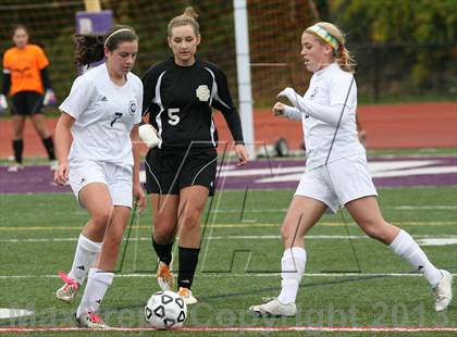 Thumbnail 3 in Serra Catholic vs Shady Side Academy (WPIAL Playoff) photogallery.
