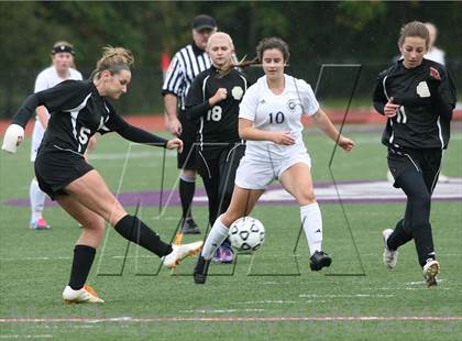 Thumbnail 2 in Serra Catholic vs Shady Side Academy (WPIAL Playoff) photogallery.