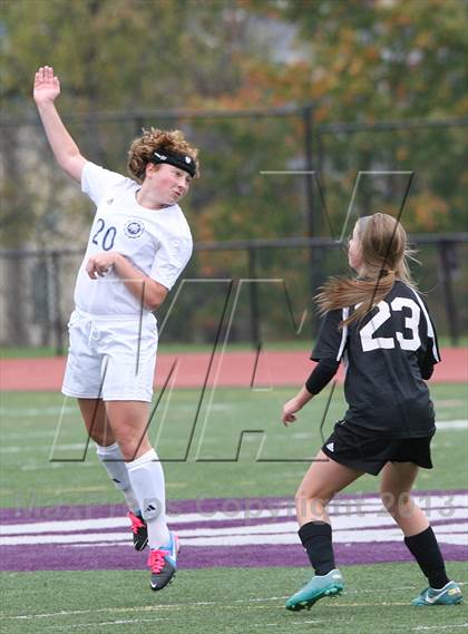 Thumbnail 3 in Serra Catholic vs Shady Side Academy (WPIAL Playoff) photogallery.