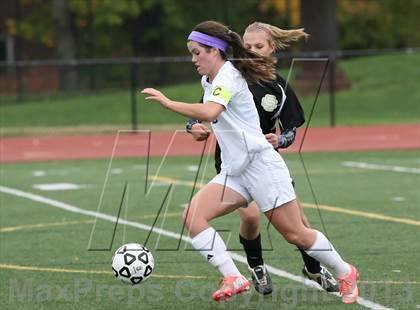 Thumbnail 2 in Serra Catholic vs Shady Side Academy (WPIAL Playoff) photogallery.