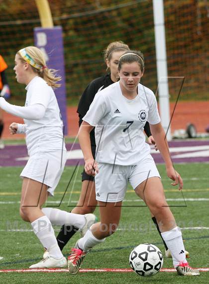 Thumbnail 1 in Serra Catholic vs Shady Side Academy (WPIAL Playoff) photogallery.