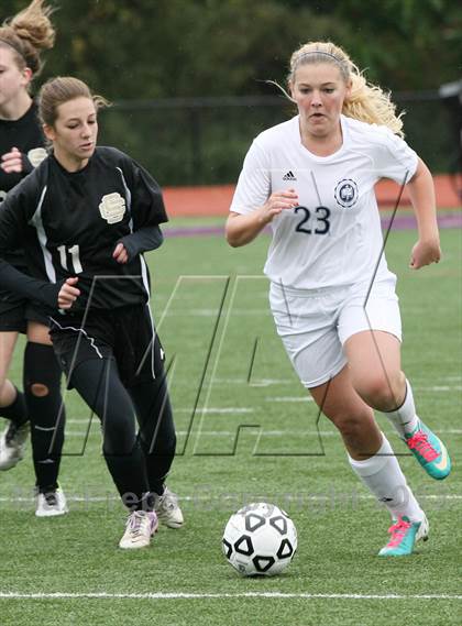 Thumbnail 3 in Serra Catholic vs Shady Side Academy (WPIAL Playoff) photogallery.