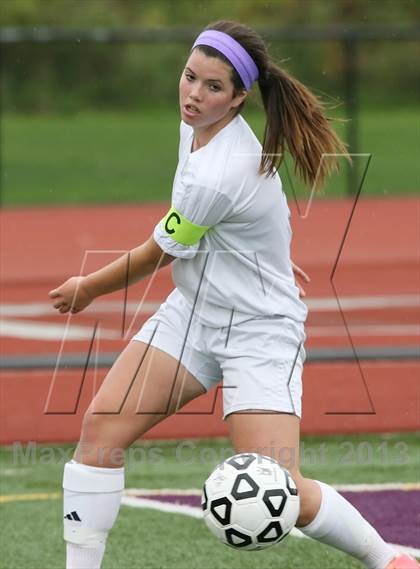 Thumbnail 3 in Serra Catholic vs Shady Side Academy (WPIAL Playoff) photogallery.