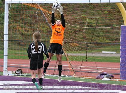 Thumbnail 1 in Serra Catholic vs Shady Side Academy (WPIAL Playoff) photogallery.