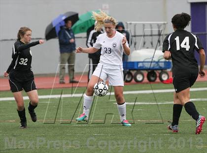 Thumbnail 3 in Serra Catholic vs Shady Side Academy (WPIAL Playoff) photogallery.
