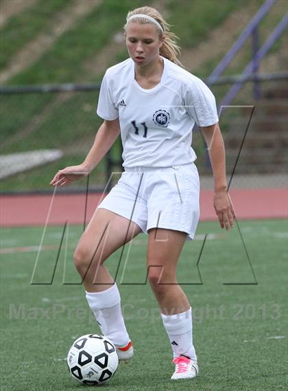 Thumbnail 1 in Serra Catholic vs Shady Side Academy (WPIAL Playoff) photogallery.