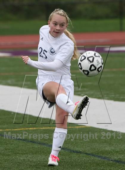 Thumbnail 3 in Serra Catholic vs Shady Side Academy (WPIAL Playoff) photogallery.