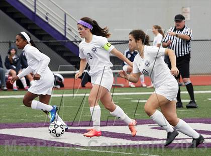 Thumbnail 2 in Serra Catholic vs Shady Side Academy (WPIAL Playoff) photogallery.