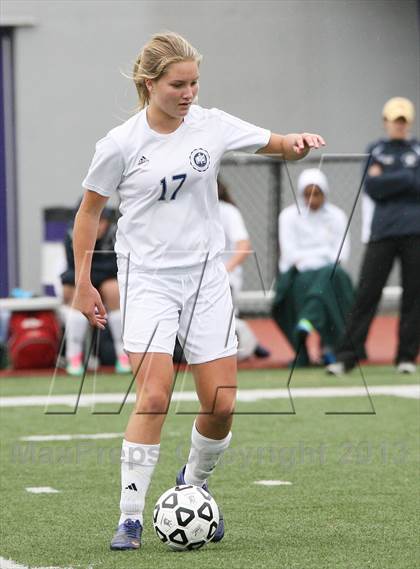 Thumbnail 3 in Serra Catholic vs Shady Side Academy (WPIAL Playoff) photogallery.