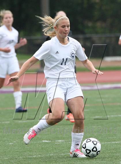 Thumbnail 2 in Serra Catholic vs Shady Side Academy (WPIAL Playoff) photogallery.