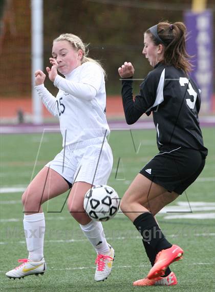 Thumbnail 3 in Serra Catholic vs Shady Side Academy (WPIAL Playoff) photogallery.