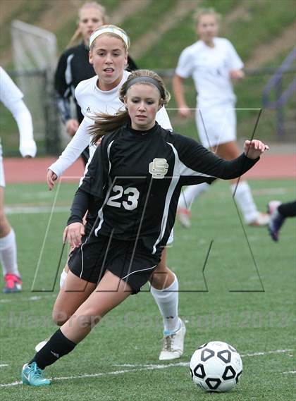 Thumbnail 1 in Serra Catholic vs Shady Side Academy (WPIAL Playoff) photogallery.