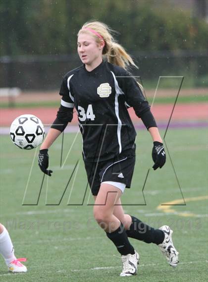 Thumbnail 1 in Serra Catholic vs Shady Side Academy (WPIAL Playoff) photogallery.