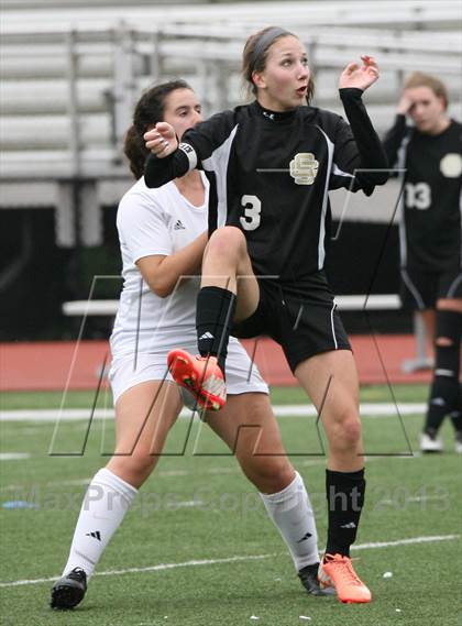 Thumbnail 3 in Serra Catholic vs Shady Side Academy (WPIAL Playoff) photogallery.
