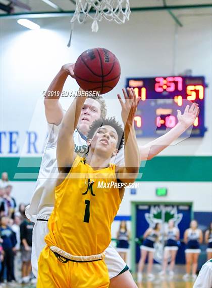 Thumbnail 2 in Bishop Manogue @ Damonte Ranch photogallery.