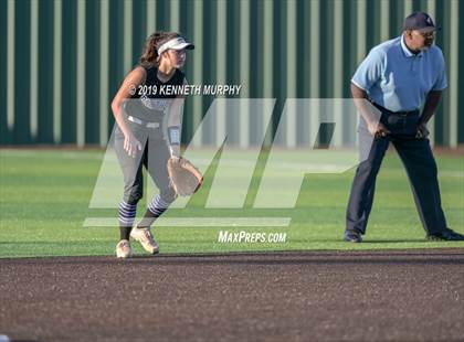 Thumbnail 3 in Red Oak @ Midlothian photogallery.