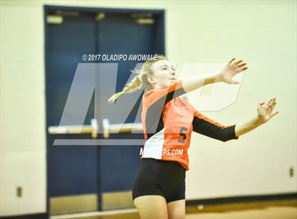 Thumbnail 2 in Horn @ Rockwall photogallery.