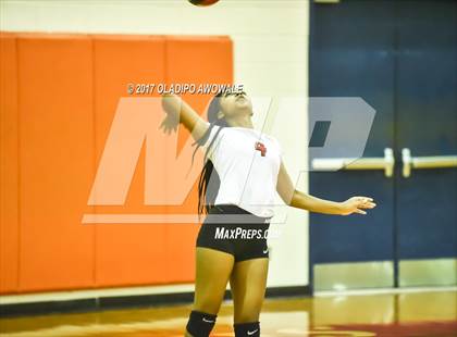 Thumbnail 3 in Horn @ Rockwall photogallery.