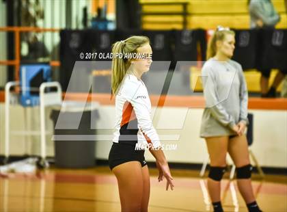 Thumbnail 2 in Horn @ Rockwall photogallery.