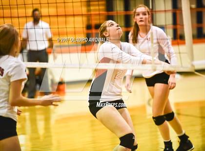 Thumbnail 2 in Horn @ Rockwall photogallery.