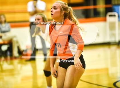 Thumbnail 3 in Horn @ Rockwall photogallery.