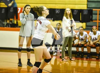 Thumbnail 3 in Horn @ Rockwall photogallery.