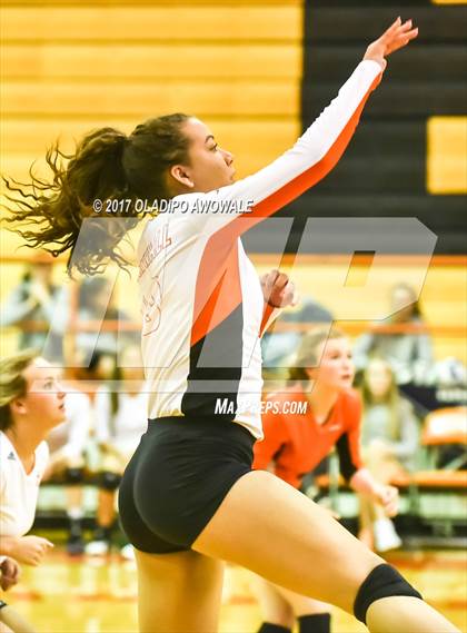 Thumbnail 2 in Horn @ Rockwall photogallery.