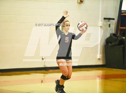 Thumbnail 3 in Horn @ Rockwall photogallery.