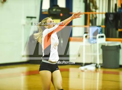 Thumbnail 2 in Horn @ Rockwall photogallery.