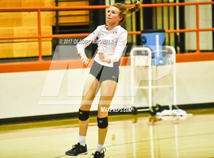 Thumbnail 2 in Horn @ Rockwall photogallery.
