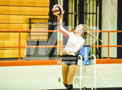 Thumbnail 1 in Horn @ Rockwall photogallery.