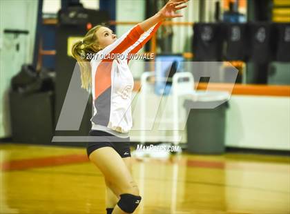 Thumbnail 1 in Horn @ Rockwall photogallery.