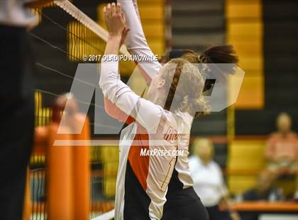 Thumbnail 3 in Horn @ Rockwall photogallery.