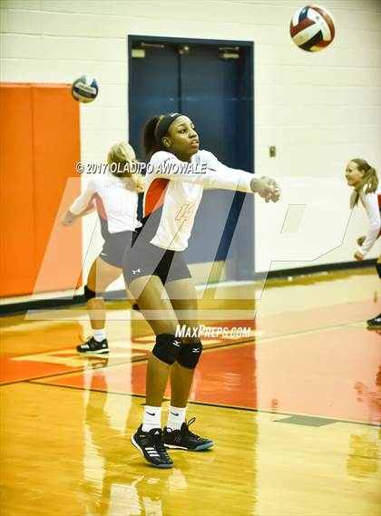 Thumbnail 3 in Horn @ Rockwall photogallery.