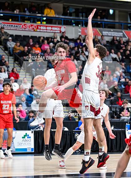 Thumbnail 2 in Hazleton Area vs Scranton (PIAA District II 6A Final) photogallery.