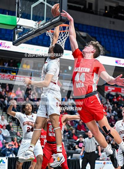 Thumbnail 2 in Hazleton Area vs Scranton (PIAA District II 6A Final) photogallery.