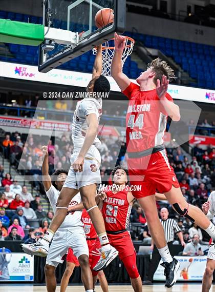 Thumbnail 1 in Hazleton Area vs Scranton (PIAA District II 6A Final) photogallery.