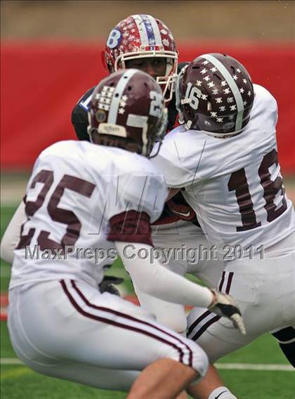 Thumbnail 2 in Garden City vs. Bellport (Long Island Class II Final) photogallery.