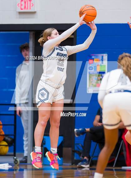 Thumbnail 2 in North Lincoln vs. Hickory Ridge (Phenom Lakesgiving) photogallery.
