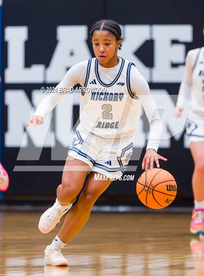 Thumbnail 3 in North Lincoln vs. Hickory Ridge (Phenom Lakesgiving) photogallery.