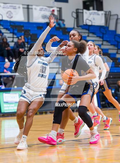 Thumbnail 2 in North Lincoln vs. Hickory Ridge (Phenom Lakesgiving) photogallery.