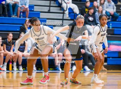 Thumbnail 2 in North Lincoln vs. Hickory Ridge (Phenom Lakesgiving) photogallery.