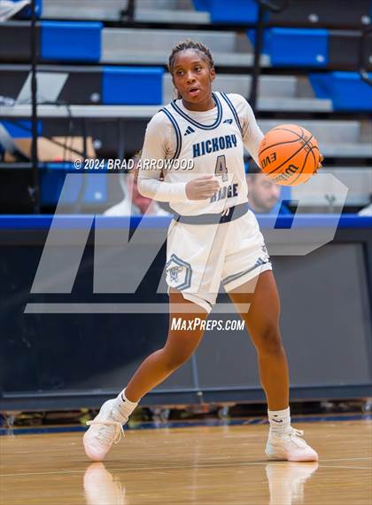 Thumbnail 3 in North Lincoln vs. Hickory Ridge (Phenom Lakesgiving) photogallery.