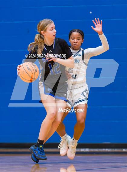 Thumbnail 1 in North Lincoln vs. Hickory Ridge (Phenom Lakesgiving) photogallery.