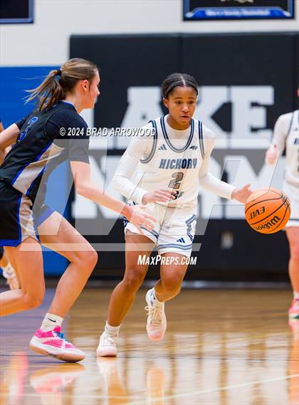 Thumbnail 1 in North Lincoln vs. Hickory Ridge (Phenom Lakesgiving) photogallery.