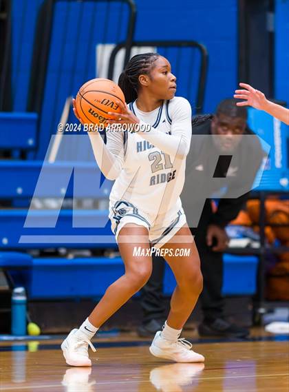 Thumbnail 1 in North Lincoln vs. Hickory Ridge (Phenom Lakesgiving) photogallery.