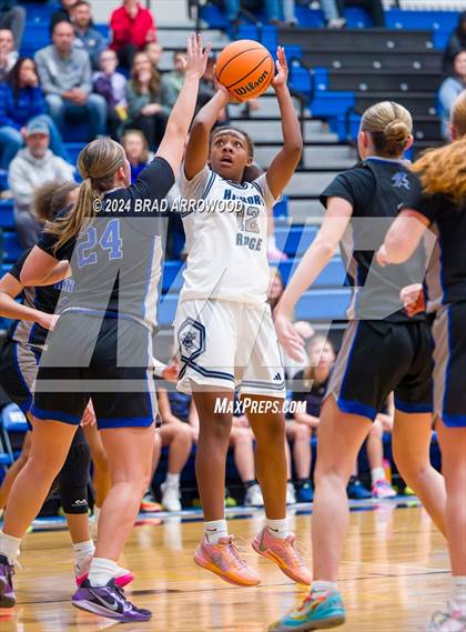 Thumbnail 1 in North Lincoln vs. Hickory Ridge (Phenom Lakesgiving) photogallery.