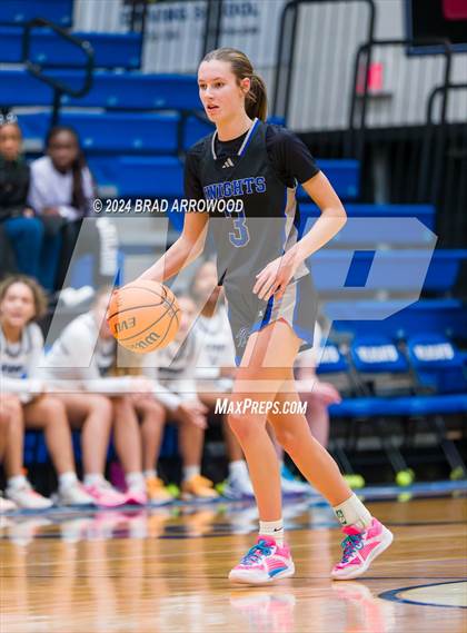 Thumbnail 2 in North Lincoln vs. Hickory Ridge (Phenom Lakesgiving) photogallery.